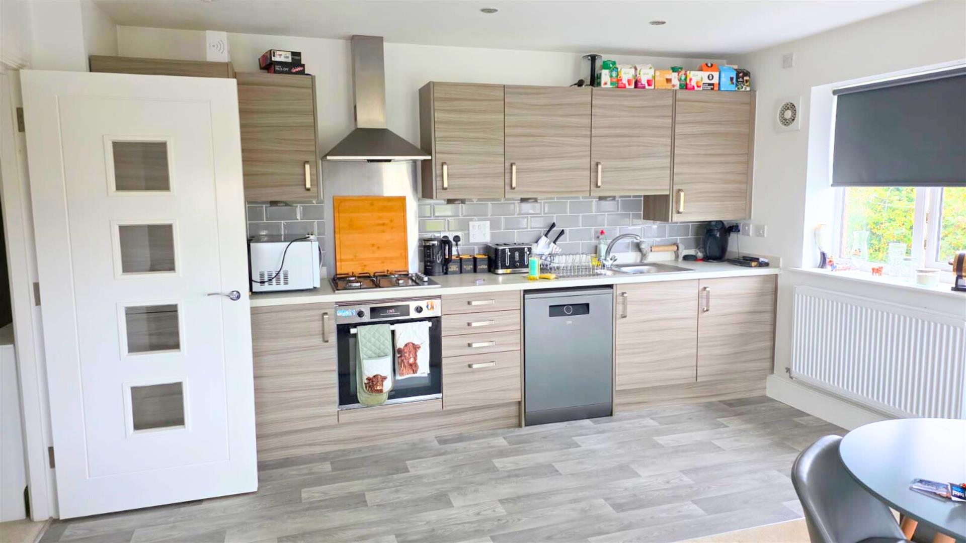 16 Lovett Place, Gobowen, SY11 3QS Let Agreed